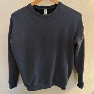 ATHLETA NAVY SWEATSHIRT SIZE XSP